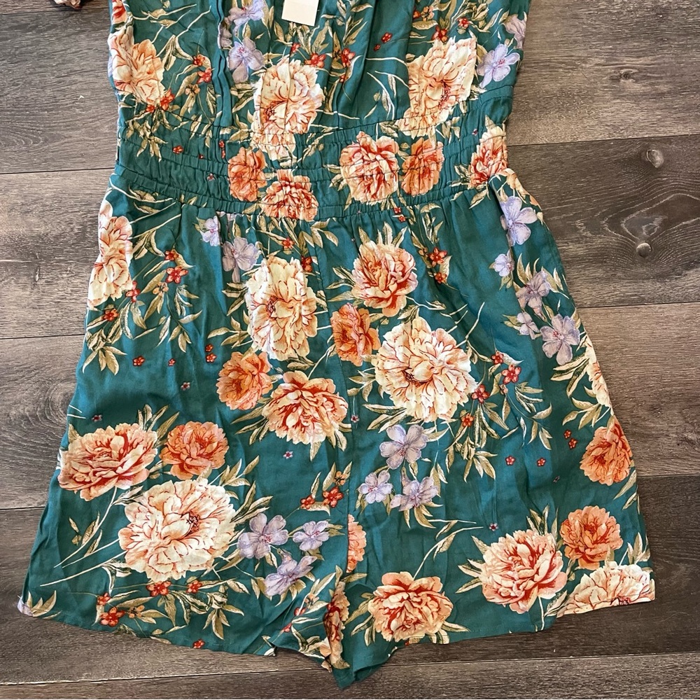 [PRICE FIRM] American Eagle Outfitters Green Floral Romper, Size L - Picture 5 of 10